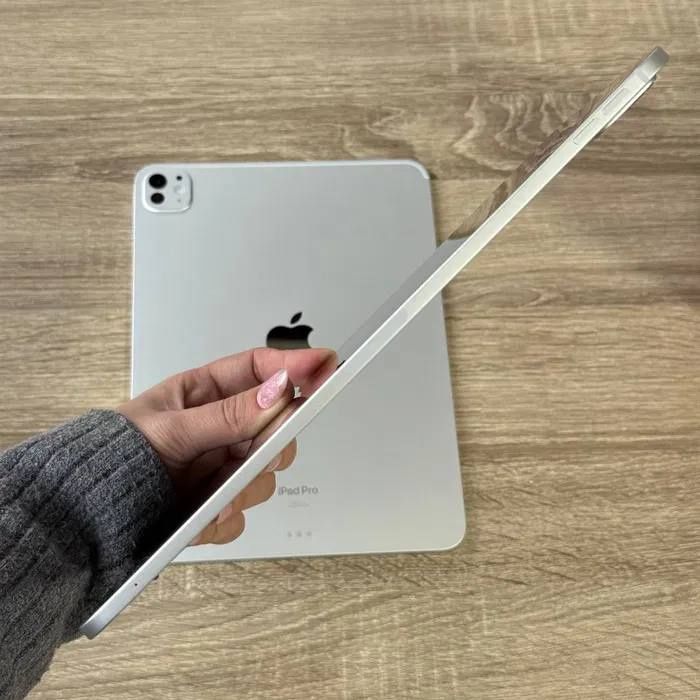 iPad Pro 11 m4 256 WiFi + lte