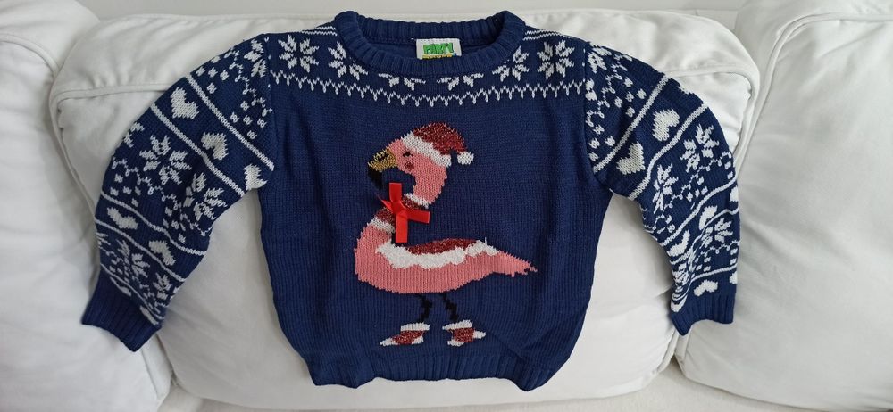 Sweterek dziewczęcy