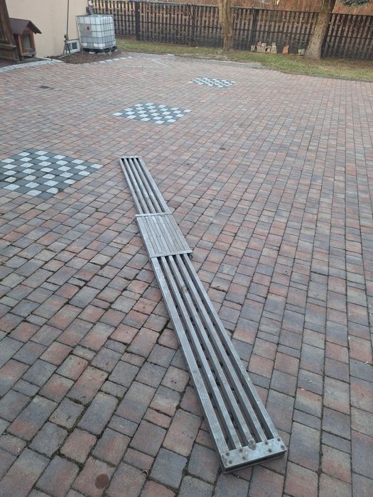 Teleskopowa platforma robocza