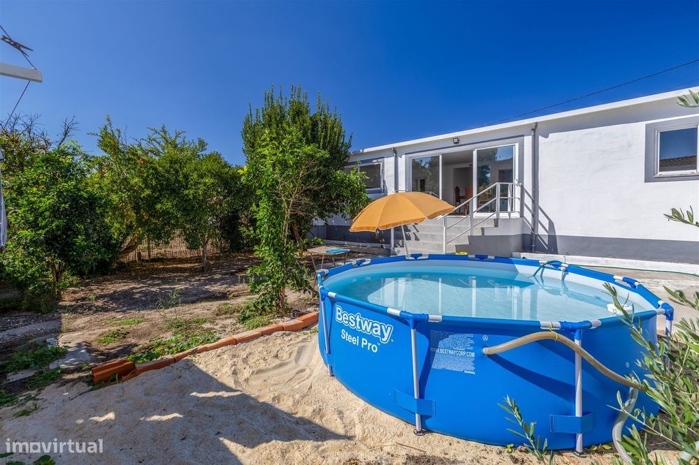 Moradia T4 com garagem