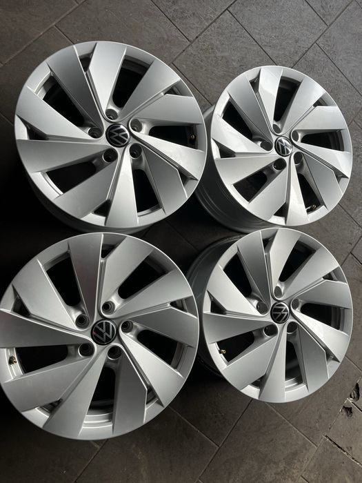 Felgi 17 5x112 Passat B8 B9 B7 Nowe komplet Oryginalne