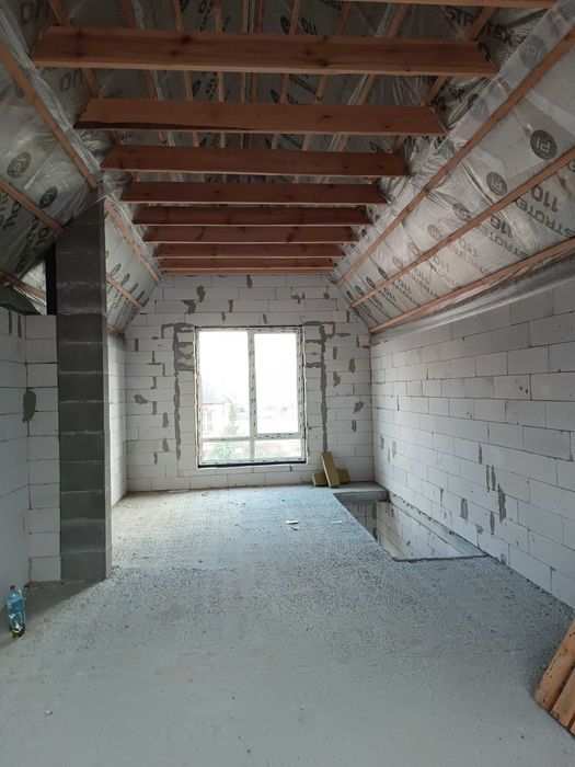 Готовий таунхаус біля озерв Петропавлівська Борщагівка