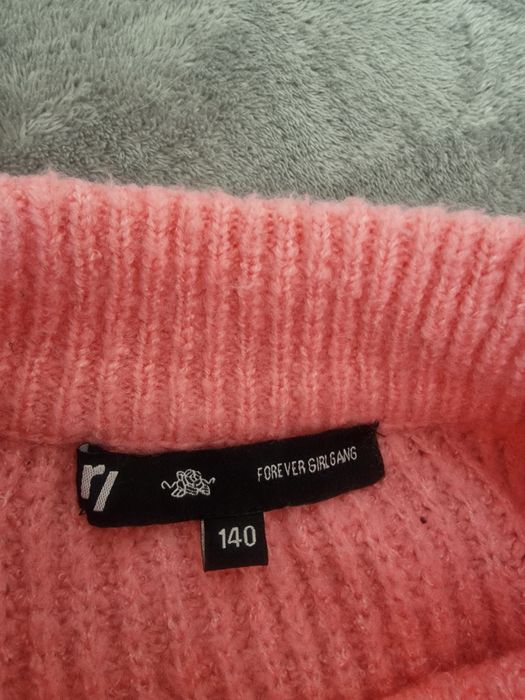 Sweterek dla dziewczynki