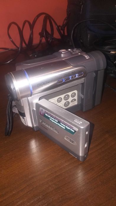 kamera panasonic nv-ds60