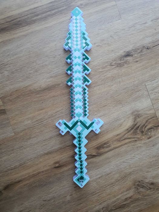 Zabawka miecz Zielony diamentowy jak Minecraft