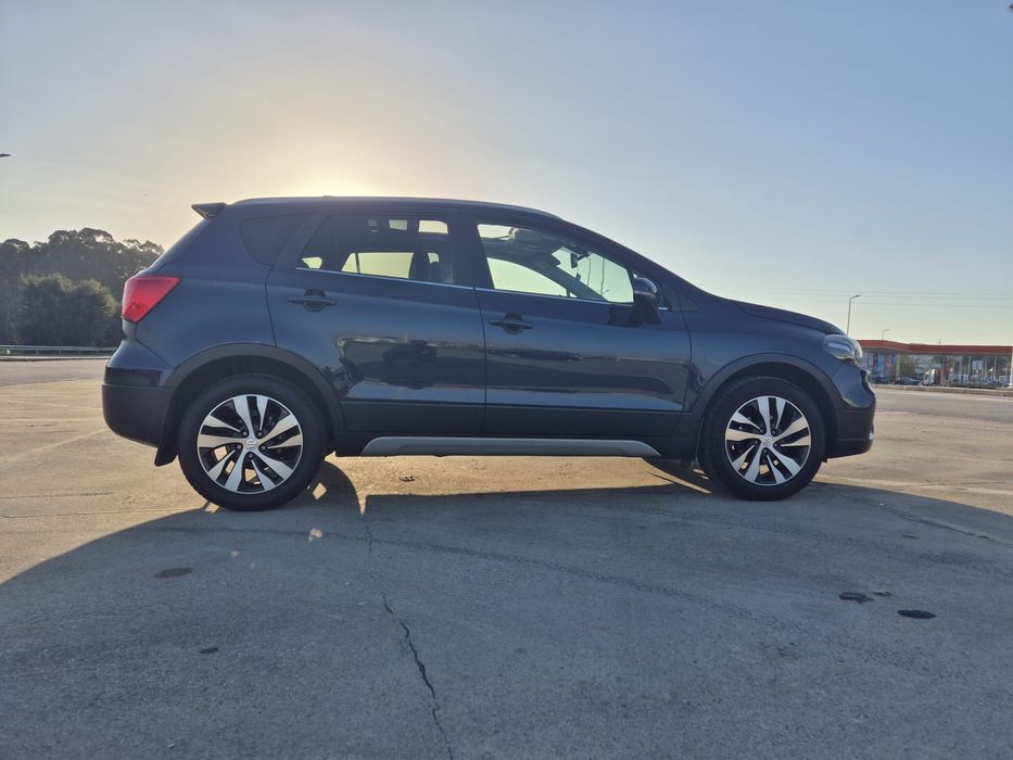 Suzuki S-Cross GLX - Único Dono