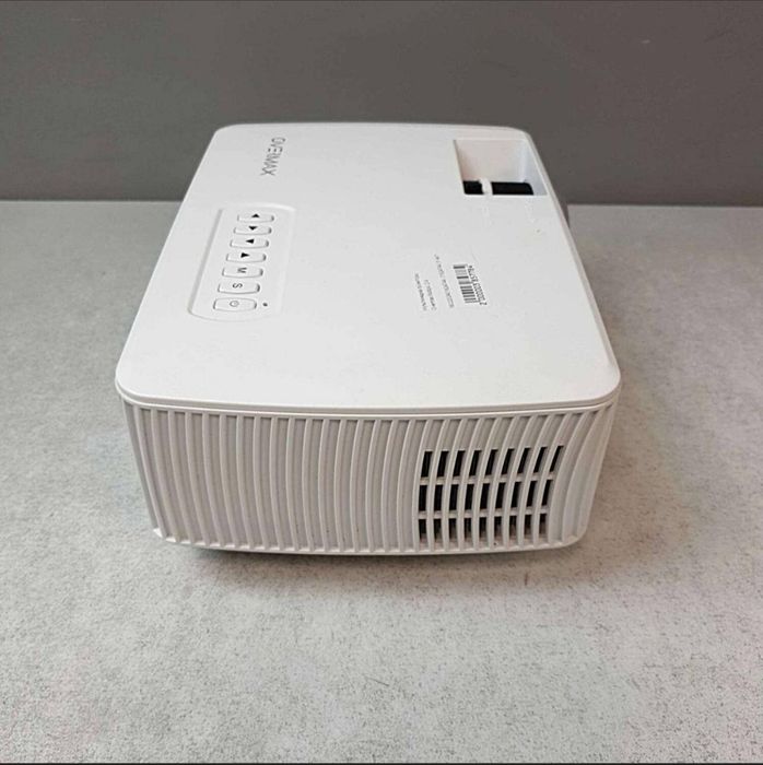 Проектор  Overmax Multipic 2.4. Это компактный мультимедийный LED-прое