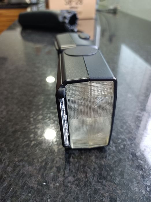 Nikon Speedlight SB-28