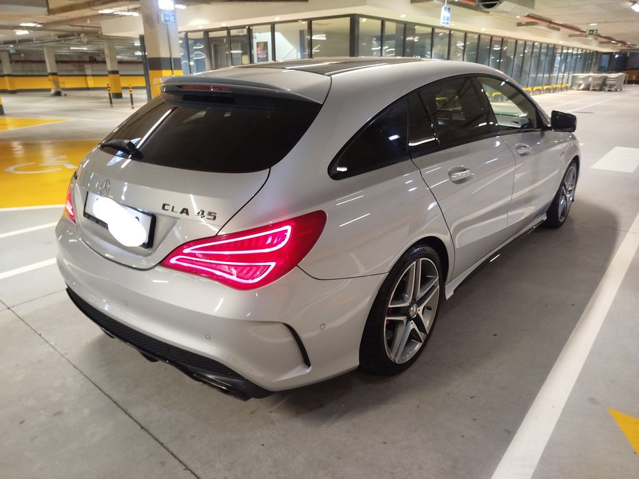 Mercedes-Benz CLA 45 AMG — fotografia 3