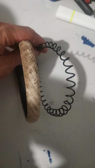 Продам 2 женских обруча