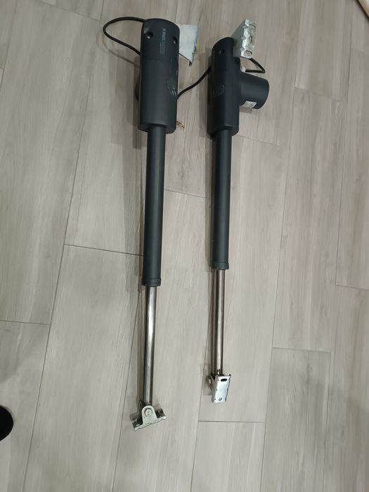 Braços / Automatismos para portão de 2 folhas