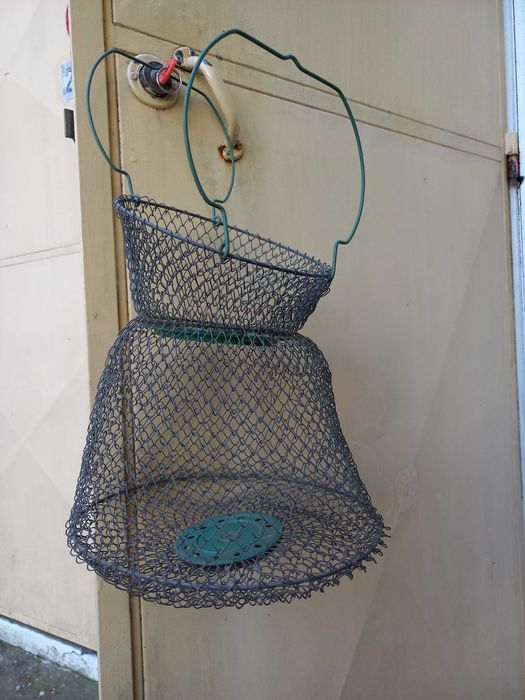 Cesto em Rede com Tampa para Pesca