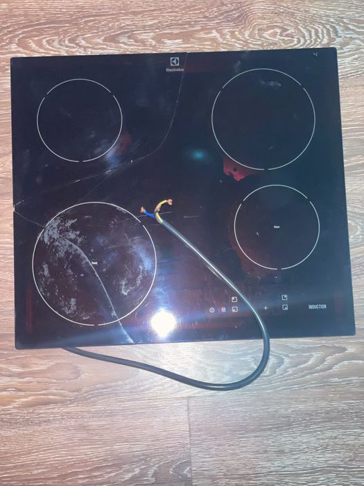 Варильна поверхня Electrolux