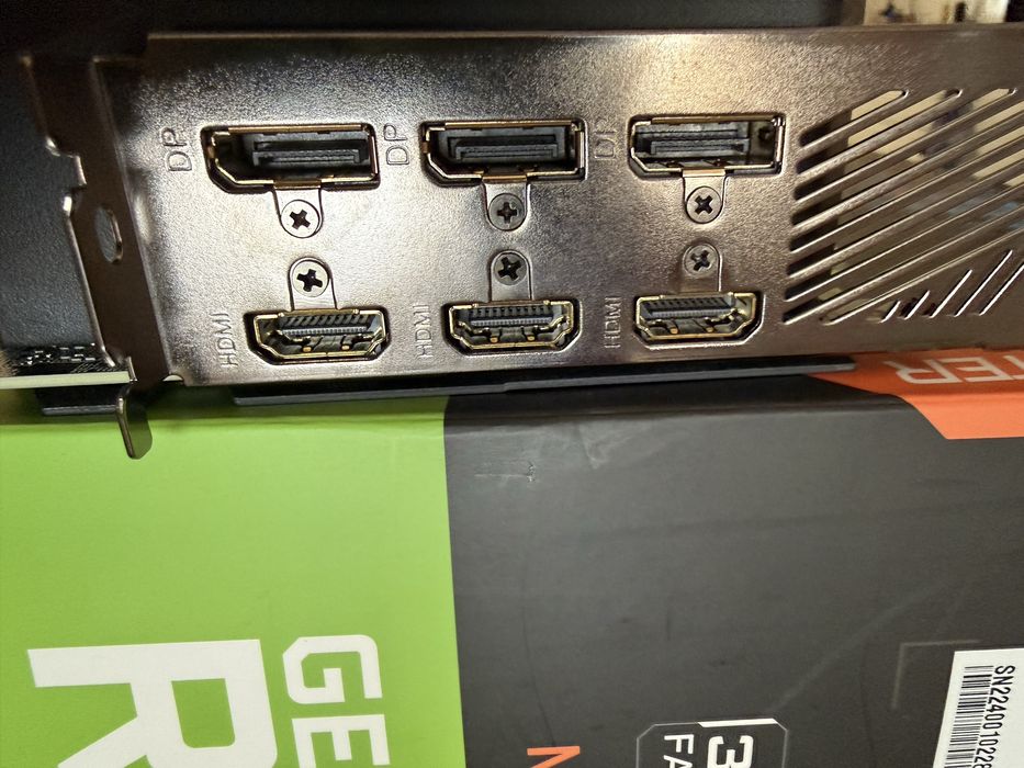 Rtx 3070 ti gigabyte aurorus master