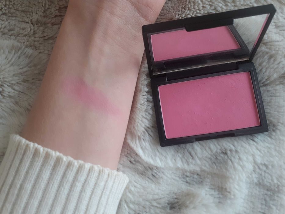 Cukierkowy róż Sleek z lusterkiem