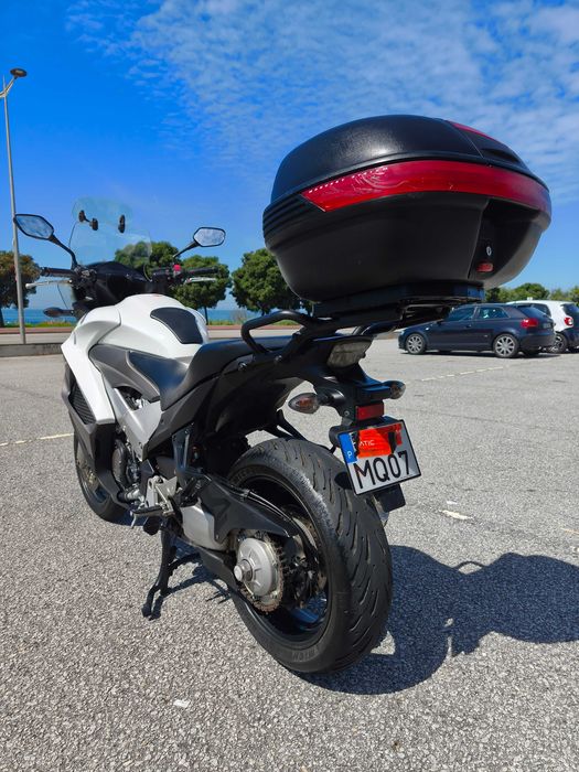 Honda vfr800X crossrunner