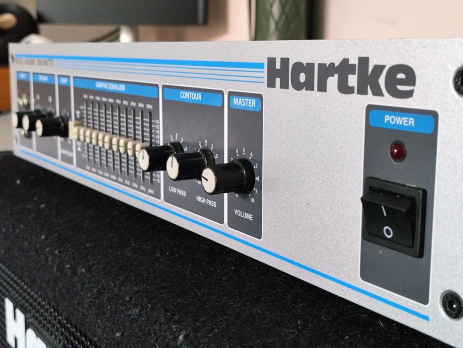 Hartke HA2500 - Amp de baixo