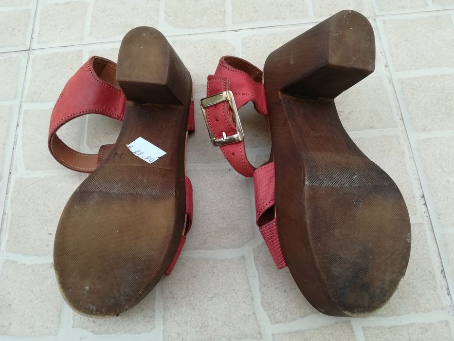 Sandálias n. 35