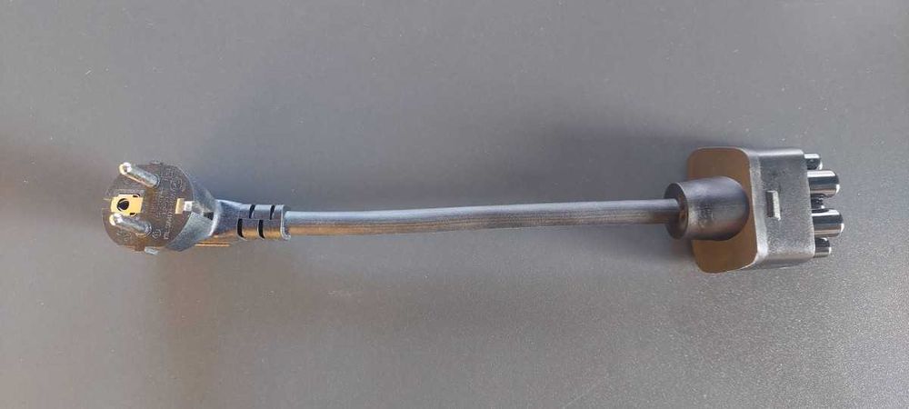 Адаптер Перехідник Tesla 13A Gen2 Euro 1104938-20-B