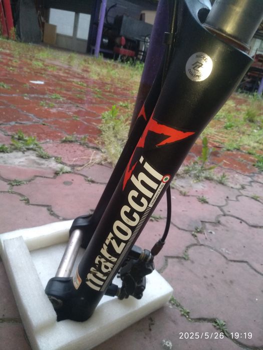 Marzocchi 380 C2R2 TI конусний шток Двохкоронна вилка 27.5