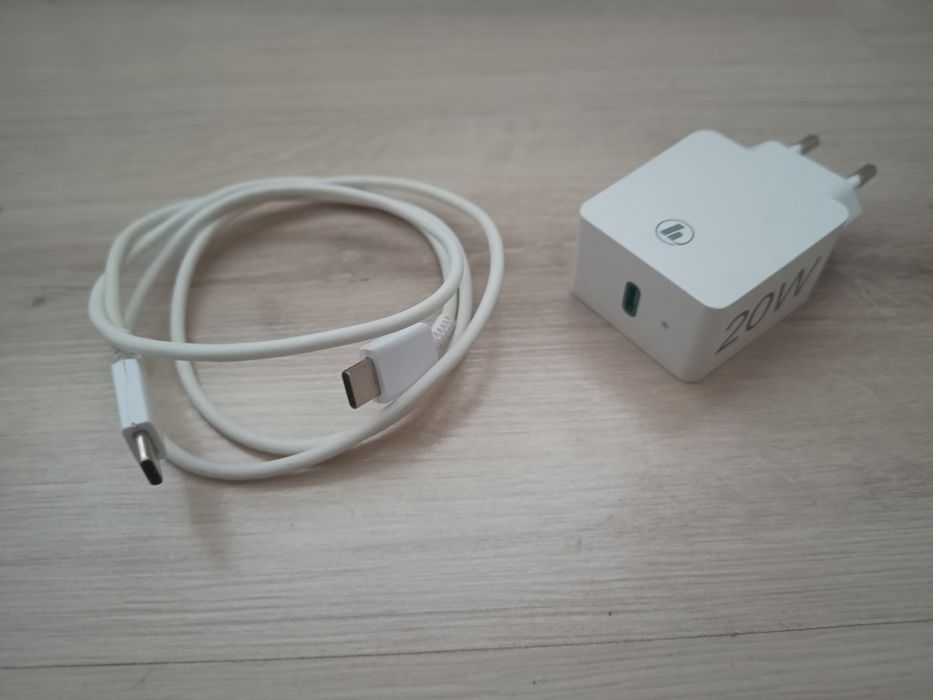 Oryginalna ładowarka Hama USB-C