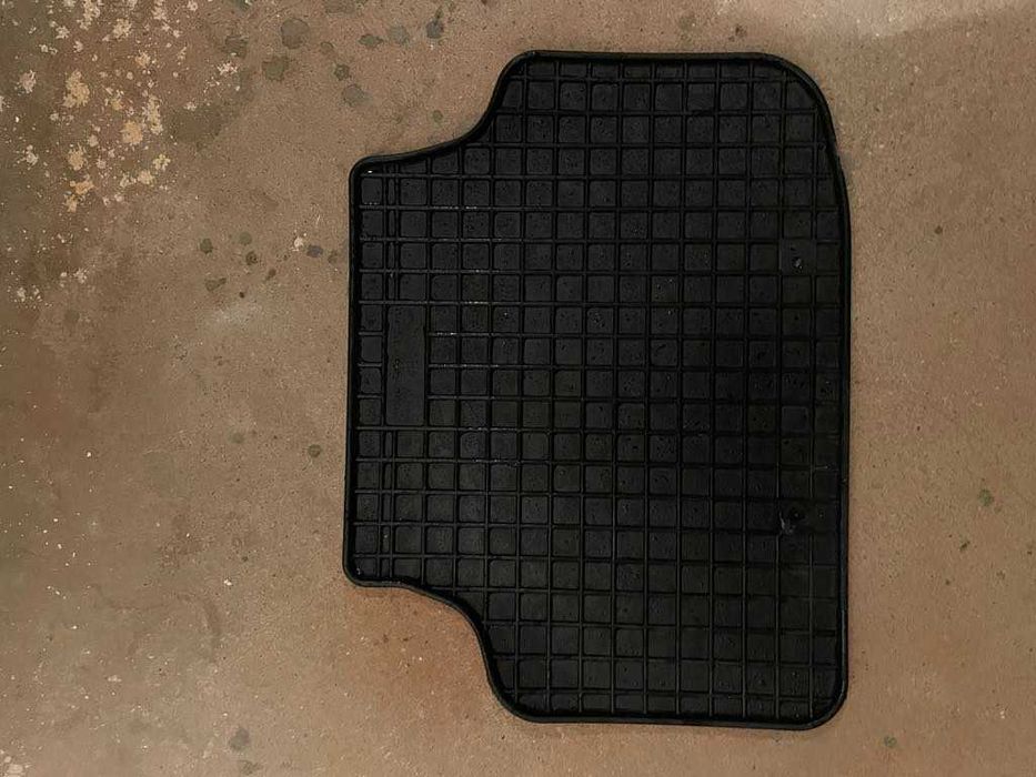 Dywaniki gumowe Skoda Octavia IV Kombi