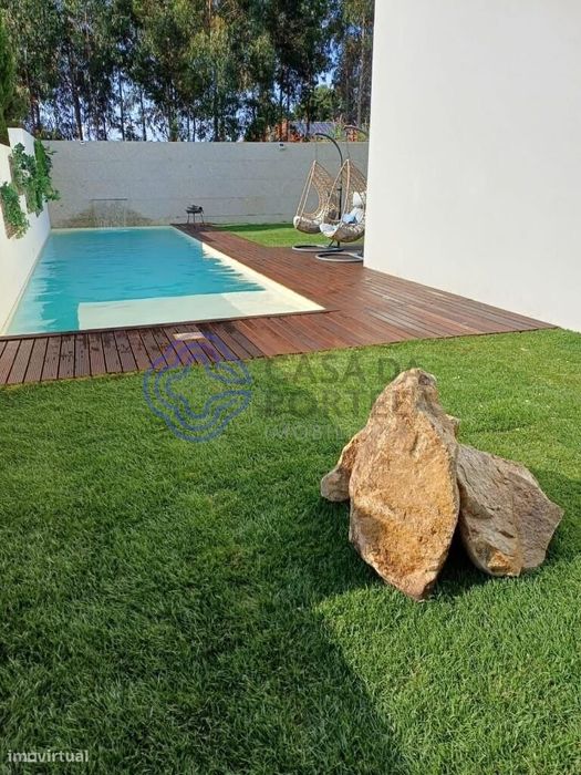 Moradia T4 de Luxo com Piscina e Carregamento elétrico na Maia