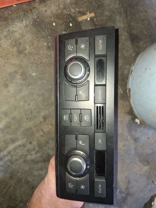 PANEL klimatronik Audi A6 C6 lift 4f1820043ak