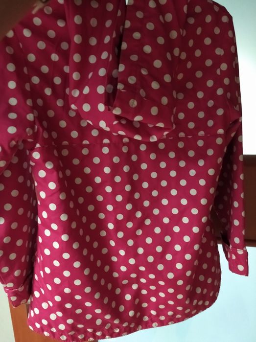 Śliczny płaszczyk dla dziewczynki