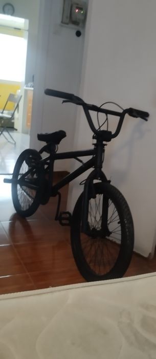 Bicicleta BMX GT