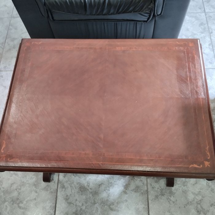 Coffee table in very good condition64751536673410122