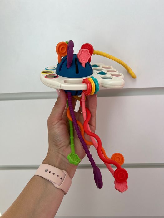 Брязкальця для дитини