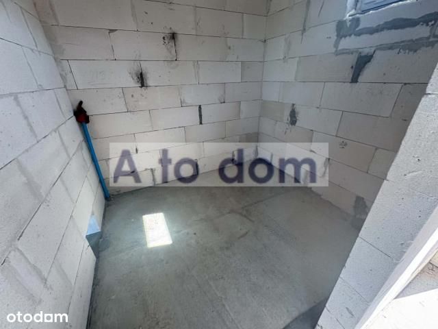 Dom, Adampol