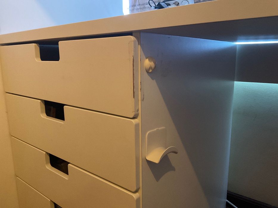 Beliche IKEA com secretária