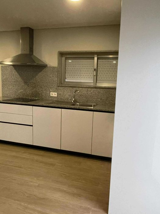 Arrenda-se apartamento T3