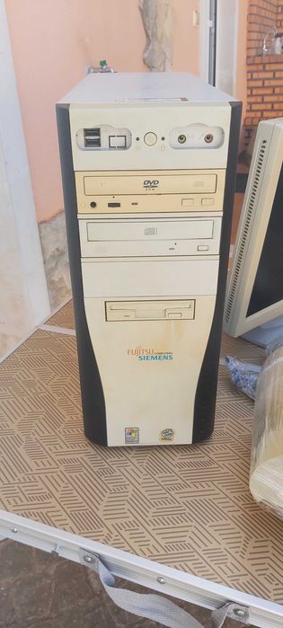 Computador Antigo + Monitor