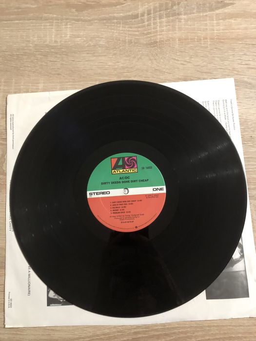 ACDC Diry Deeds Done Dirty Cheap USA EX 1976