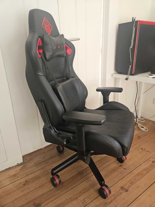 Cadeira gaming HP OMEN Citadel. Nova está por 635 euros na Worten.