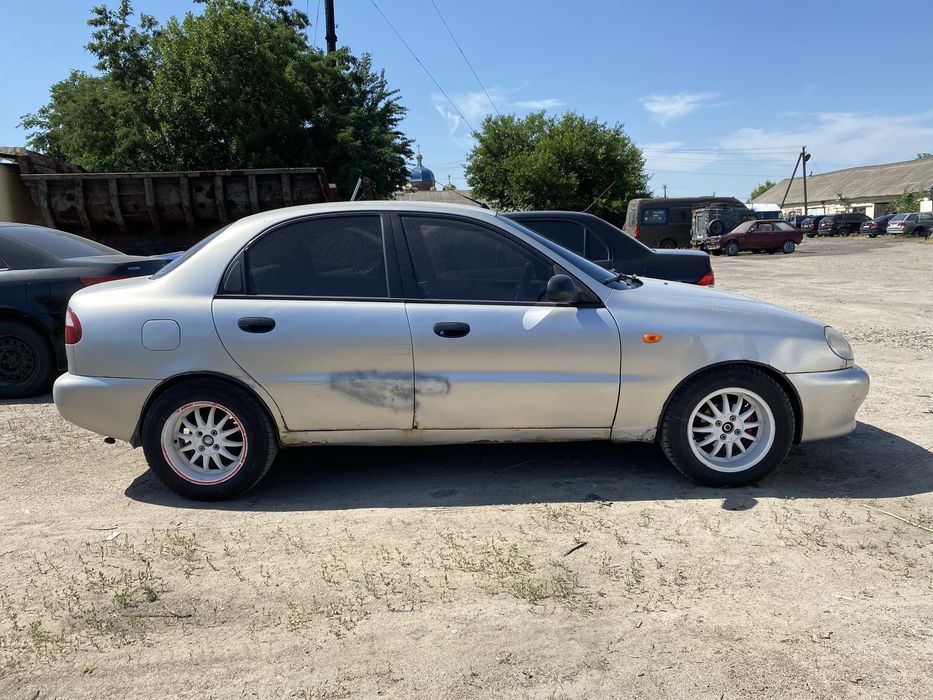 Daewoo Lanos 1.5 газ,бенз
