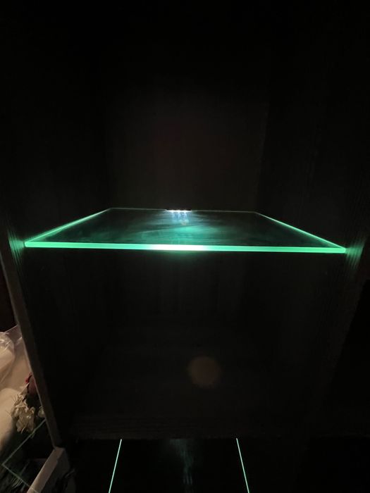 Szafka witryna podświetlana