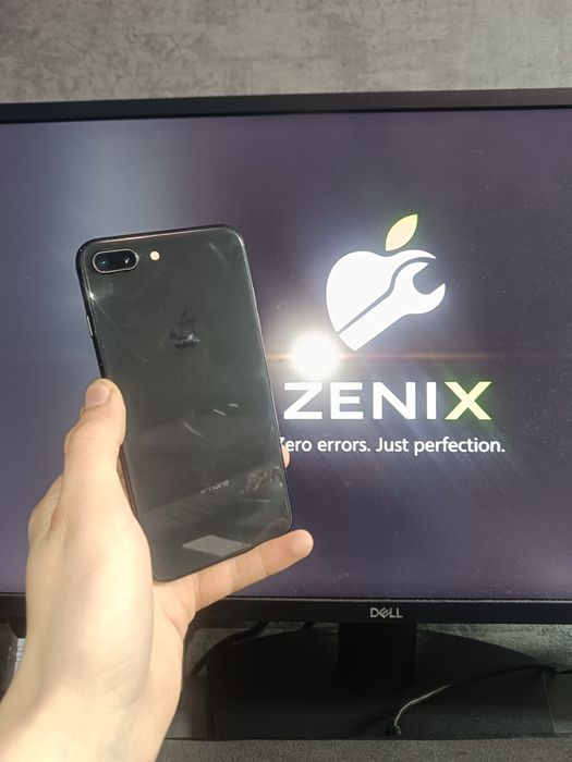 iPhone 8 plus 64gb neverlook