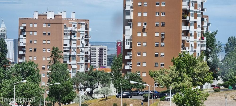 Apartamento T3 em Lisboa, pronto a habitar