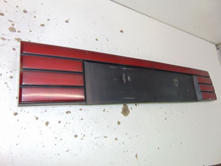 Opel ascona  placa reflectora