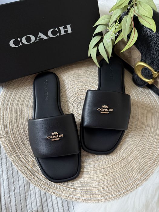 Шльопанці Coach 38 шкіра  в наявності
