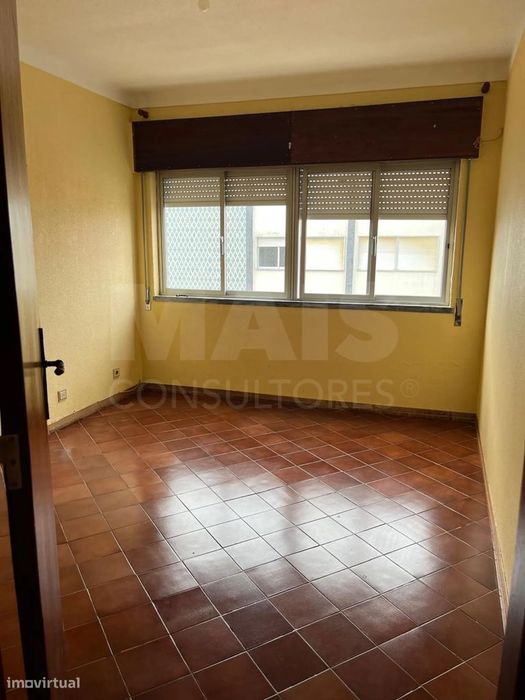 Apartamento T3 no centro das Caldas da Rainha com elevador