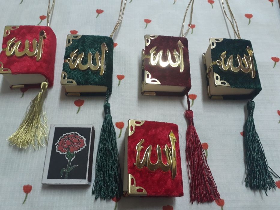 Коран. Коран маленькая книга оберег. Коран на арабском языке. Новый