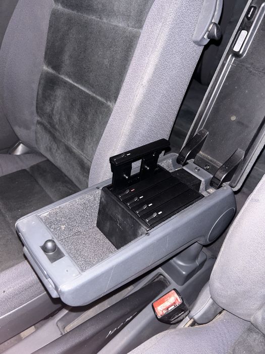 Porta cassetes audi A3 8l