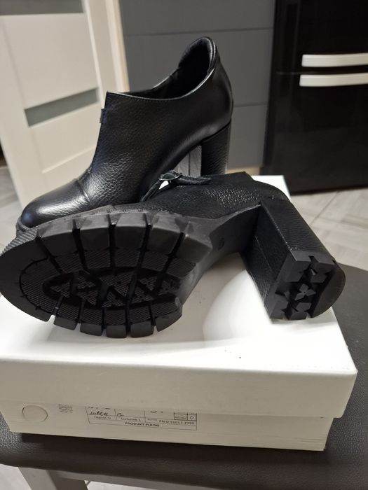 Buty ze skóry naturalnej