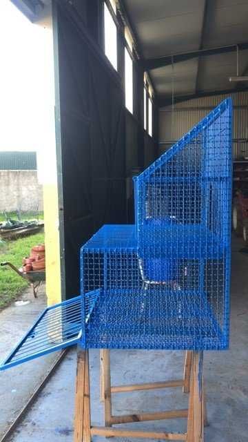 Sputnik - Entrada para pombos correios