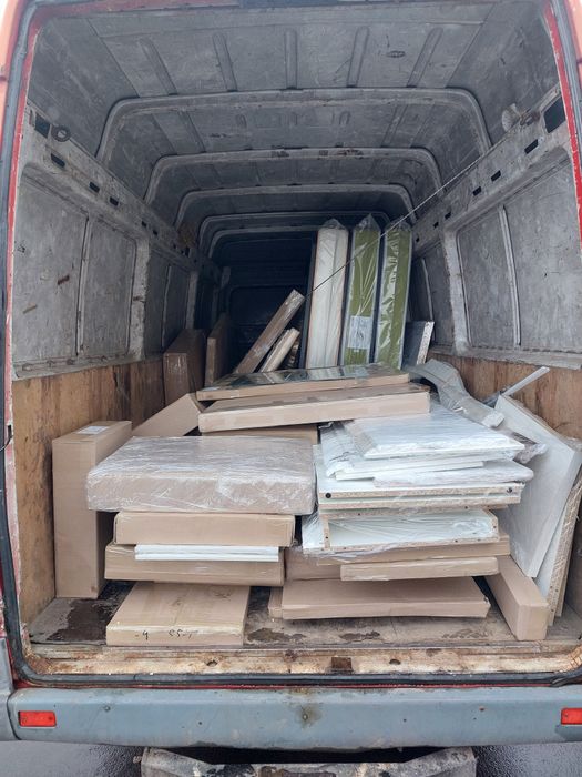 Вантажні перевезення.